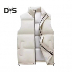 Meeste puuvillane vestiga krae varrukateta, soe elastne &auml;&auml;ris tuulekindel vest, &uuml;hev&auml;rviline t&otilde;mblukuga n&ouml;&ouml;bid, paksendatud taskutega mantel M khaki