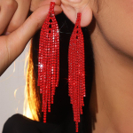 Punane seeria superv&auml;lk, t&auml;is teemante, pikad tutiga k&otilde;rvar&otilde;ngad k&otilde;rgema temperamendiga k&otilde;rvar&otilde;ngad, punased naiste k&otilde;rvar&otilde;ngad 1 paar