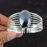 Shungite'ist k&auml;ev&otilde;ru Originaalne v&auml;&auml;riskivist ehted K&auml;sit&ouml;&ouml; Reguleeritav k&auml;ev&otilde;ru 925 sterlingh&otilde;bedast k&auml;ev&otilde;ru Shungite'ist ehted Kingitused talle gray