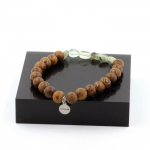 Pierres et Min&eacute;raux. Bracelet Prehnite du Canada + Perles bois 8 mm. Fabriqu&eacute; en France.