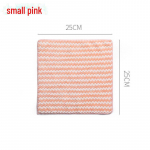 Korallifliisist Jacquard mittenakkuvad n&otilde;uder&auml;tikud &ndash; vett imav ja laineline disain