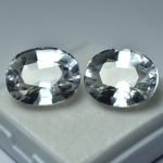 16 ct naturaalne valge Tseiloni safiir SERTIFITSEERITUD ovaalne lahtine kalliskivi paar 13.9 mm valge