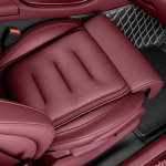 M&auml;luvahust Jalatugi Pikendus Universaalne Autoistme Padi Suede Paks Polsterdusmatt Juhi Mugavuseks Autojuhi Iste punane