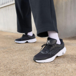 Jordan Trunner Flow Must Valge 40.5