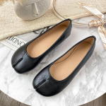 Jagatud varbaga lamedad kingad Naistele Vabaaja Tabi Ninja Lamedad Pehmest Nahast Slip-on Naistele Trotters Mokassiinid Sussid Pehme Tallaga Loafers 40 must