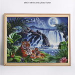 Teemantmaal &uuml;mmarguste kividega Loomad Teemantmosaiik Tiiger Helmet&ouml;&ouml;d Teemanttikandid 20X30