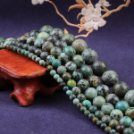 Looduslikust kivist Aafrika t&uuml;rkiissinine &uuml;mmargune lahtised helmed ehete valmistamiseks isetehtud k&auml;ev&otilde;ru jaoks 4mm 95pcs