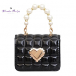 Naiste k&auml;ekott Faux Pearl k&auml;epidemega Golden Love Heart eemaldatav metallkett Mini elegantne naiste &uuml;he &otilde;laga valge