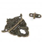 Vintage antiikne metallist lukuga ehtekarp, kohver, riiv puidust &uuml;mbrispandlaga