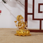 Hindu jumalanna kullast India Buddha kujukeste vaigu vaimne skulptuur joogaruum altari jaoks
