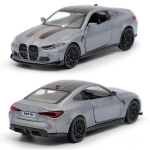 5-tolline metallist autosimulatsioon, peen survevalu ja m&auml;nguasjas&otilde;iduk BMW M4 CSL kupee RMZ city 1:36 sulamist mudelikingitused lastele