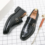 Moodsad Itaalia kaubam&auml;rgi krokodillimustriga mustad nahast kingad pandlaga mokassiinid paksu p&otilde;hjaga terava ninaga disainerkingad 38 pruun