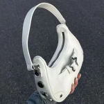 Moodne naiste &otilde;lakott Denim v&auml;ike k&auml;ekott Luksuslik disainer daami poolkuukujuline kott Trend kaenlaaluse hulkur kott Crossbody kotid 21.5x5.7x11cm