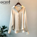 QICED Naiste mood vabaaja &uuml;hev&auml;rvilise tr&uuml;kiga pikkade varrukatega POLO kaelusega pluusid ja s&auml;rgid S valge