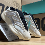 Coconut 700V3 Sinine Kristall Isa Kingad - Paksude Taldadega Vabaaja ja Sporditossud Meestele ja Naistele 36