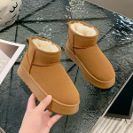 Luksuslikud Talvised Naiste L&uuml;hikesed Pl&uuml;&uuml;sist Soojad Lumesaapad Vabaaja Jalan&otilde;ud Uued Suede Karusnahast Chelsea Pahkluusaapad Madalad Platvormiga Naiste Jalan&otilde;ud 36