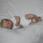 22'' 55 cm Alexis Reborn Dolls Pehmest puutetundlikust riidest keha Kaisutav taass&uuml;nninukk 3D-n&auml;htavate veenidega Nahk Kleit Up Doll Beebi m&auml;nguasi Lapsele P&uuml;hade &uuml;llatuskingitused cloth body