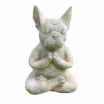 Koerakuju, veekindel vaik, aiakaunistus Bulldogi skulptuur joogapoos meditatsioon koer
