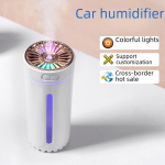 Aroomiteraapia &otilde;huniisutaja v&auml;rvilise atmosf&auml;&auml;rivalgusega koju ja autosse plug-in valge