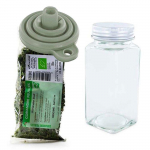 Flacon &agrave; &eacute;pices poudreur + entonnoir + feuilles de coriandre bio 15 g
