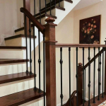 Massiivne punane tamm trepik&auml;sipuu v&auml;litingimustesse, villasse ja r&otilde;dupiirdele Please Consult