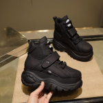 Parima kvaliteediga ehtsast nahast platvormiga buffalo kingad Naiste vabaaja tossud &Uuml;mar nina Luksuslik isa kingad ST487 ST488 40