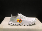On Cloud 6 Coast Kerged libisevad spordijalan&otilde;ud meestele ja naistele Size 43 white