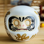 Keraamiline Daruma Doll Lucky Cat Fortune Ornament Rahakassa Lauaplaat Feng Shui K&auml;sit&ouml;&ouml; Kodukaunistamise Kingitused
