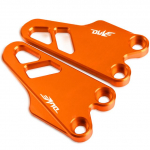 For Duke 390 125 200 DUKE 2017-2023 2022   Motorcycle Front Rear Foot Peg Footrest Rear set Heel Plates Guard Rear orange
