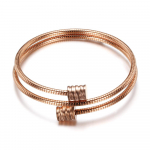 Kolmev&auml;rviline titaanterasest kahekihiline kaabel Lihtne k&auml;ev&otilde;ru naissoost k&auml;ev&otilde;ru Reguleeritava avause suurusega naissoost sisendid