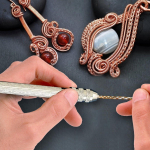 Kahe otsaga mini-keerdpuurid ehete valmistamiseks hobikunstiks, keerduv meisterdamist&ouml;&ouml;riist, &uuml;lit&auml;pne p&ouml;&ouml;rlev t&ouml;&ouml;riist, elektriliste vidinate puurimine + two bits (1.0/1.2mm)