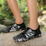 Veejalatsid naistele ja meestele Veejalatsid Quick Dry Barefoot Water Aqua Outdoor Sport Beach Bassein Ujumine Surf Sukeldumine Unisex kalastusjooga veejalatsid 35 must