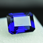 8.90 ct naturaalne sinine safiir sertifitseeritud v&auml;&auml;riskivi lahtine smaragdi kuju 11.9 mm sinine