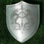 Keskaegne kilp Larp Warriori teraskilp graveeringuga Dragon Heater Shieldiga
