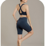 Suure suurusega naiste reguleeritav laia rihmaga rinnahoidja juhtmevaba rinnahoidja, kokkupandud Push Up aluspesu P&otilde;rutuskindel spordijooga vest Cross Back rinnahoidja S hall v&auml;rv