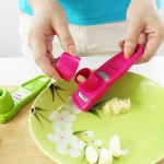 Multifunktsionaalne k&uuml;&uuml;slaugupress Mini ingveri jahvatamise riiv viilutaja l&otilde;ikur K&ouml;&ouml;gitarvikud punane