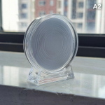 4 cm akr&uuml;&uuml;lm&uuml;ntide vitriin, l&auml;bipaistev karp, m&auml;lestusmedali kaitsekarp
