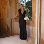 Naiste disain l&uuml;hikeste varrukatega &uuml;hev&auml;rviline anklipikkusega kleit V-kaelusega k&otilde;rge v&ouml;&ouml;kohaga L