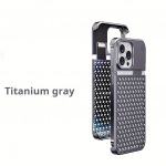 J&auml;&auml;tunnetusega alumiiniumisulamist soojuseraldus on disainitud iphone 17 16 Pro Max Air jaoks. Sellel on 3D-perforeeritud metallist tagapaneel, mis parandab jahutust. IPhone 16 tumehall v&auml;rv