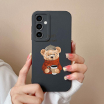 Telefoni &uuml;mbrise kaaned Samsung Galaxy S24 Ultra F15 S24+ A55 A15 M15 Cute Bear Multifilmi mustriga p&otilde;rutuskindel silikoonist pehme kvaliteetne kaitseraua Samsungile Samsung A15
