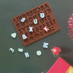 1 tk Inglise kirjaga silikoonvorm t&auml;htnumbriline kommk&uuml;psis tarretis j&auml;&auml; k&uuml;psetusvorm koogikaunistus seebik&uuml;&uuml;nla valmistamise vorm