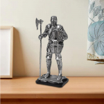 Knight Figurine Kunstiline kodukaunistus h&otilde;be