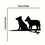 Kaks koera oksal Raudkunst metallist siluetiga seinakaunistus koju, aeda, &otilde;ue ja sise&otilde;uele, ideaalne vaiakaunistus v&auml;litingimustes helehall v&auml;rv