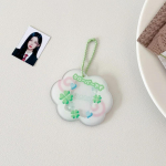 1 tolline armas Korea Kpop fotokaardi hoidja akr&uuml;&uuml;l neli lehte seeria ID-kaardi katte&uuml;mbris kaasaskantav v&otilde;tmer&otilde;ngas koolikoti ripats
