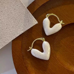 Prantsuse romantiline veinipunane emailiga s&uuml;damekujulised ripatsk&otilde;rvar&otilde;ngad, ehted naistele k&otilde;rvatroppide aksessuaarid punane