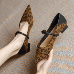Moodsad leopardimustrilised naiste kontsaga kingad Elegantne terava ninaga paksude kontsadega kingad 2025 Disaineri Uus Mood Mokassiinid Kleidipeo Kingad Zapatillas Mujer 35