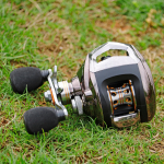 Baitcasting p&uuml;&uuml;girull 18+1BB heitrull peibutusp&uuml;&uuml;giks mere-/mageveep&uuml;&uuml;girada LEFT