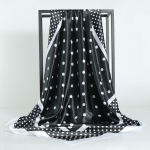 Kvaliteetsed luksuslikud siidist sallid peapael Sallid kaelasall naistele kett siidist sall naiste dekoratiivne sall 90*90cm（tudung bawal) must