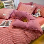 P&otilde;hjala stiilis Jaapani stiilis tr&uuml;kita ruuduline neljaosaline voodilina ja tekikott pestud puuvillast harjatud kolmeosaline komplekt 1.8m bed sheet 4pcs