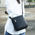 Ehtsast nahast kott Naiste &otilde;lakott Mitme lahtriga ristkehaga kott veisenahast &otilde;lakott One Size must